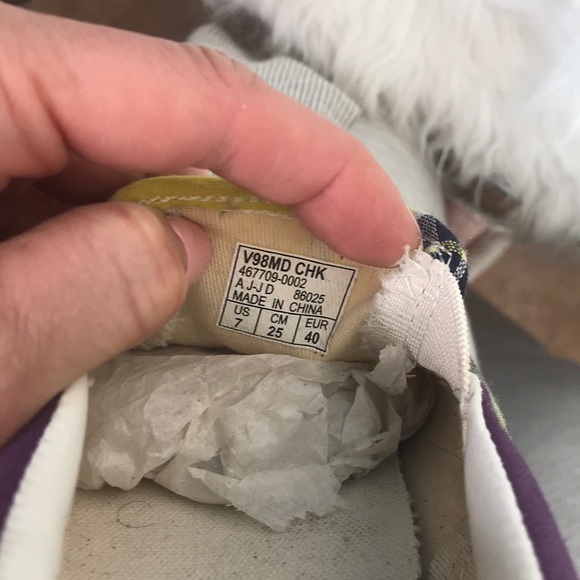 Vans Slip on Shoes Sneakers US 7 Yellow Plaid Ltd Edition Korea Brand New Unique - Picture 8 of 8